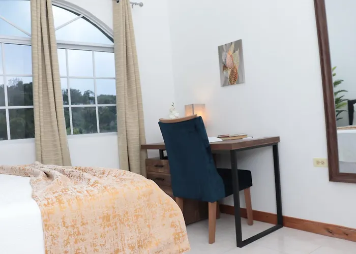 Lagoon View Estates Guest house