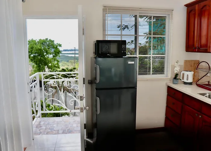 Lagoon View Estates 3*