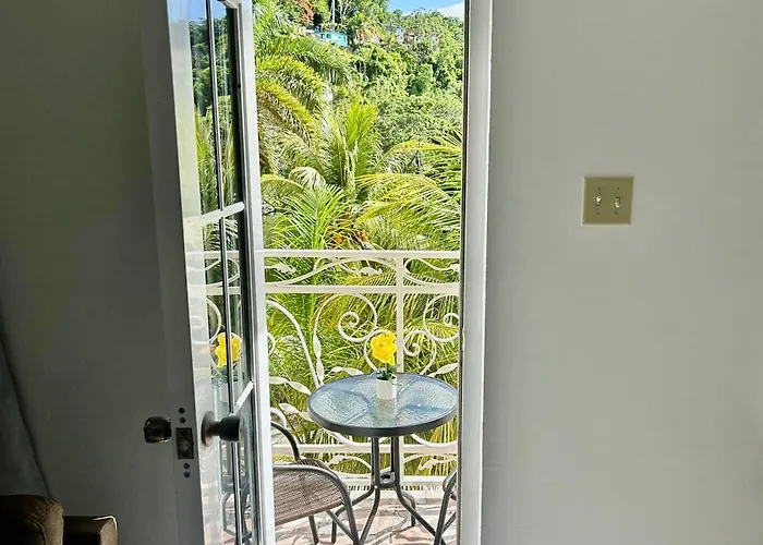 Lagoon View Estates Guest house 3*